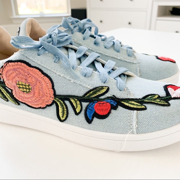 Chase+Chloe Denim Sneakers Celine-1 - Picture 7 of 8